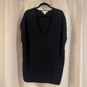 August Silk Black V-Neck Sweater